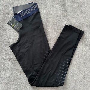 Nike Pro Black Leggings sz M